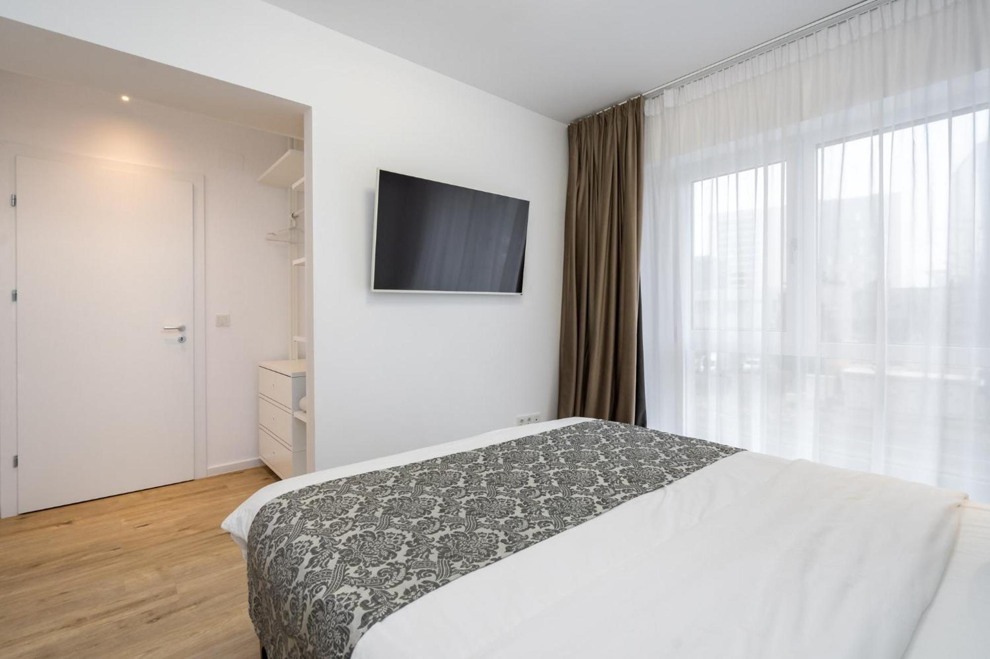 Breeze - Modern Escape In Pipera Leilighet Bucureşti Eksteriør bilde